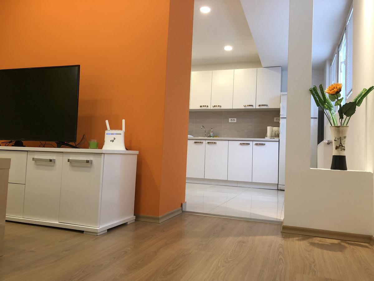Premium 4U - City Center 50M2 - Skopje Exteriör bild