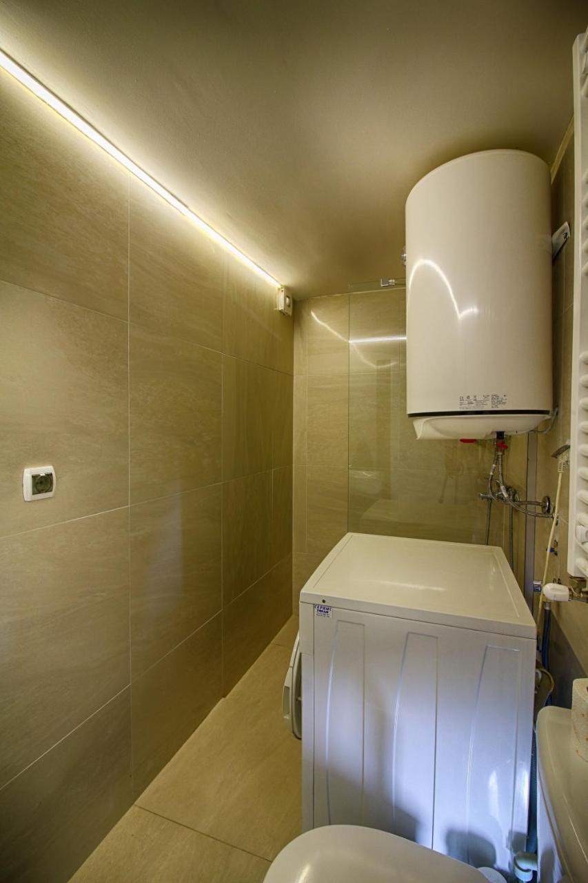 Premium 4U - City Center 50M2 - Skopje Exteriör bild